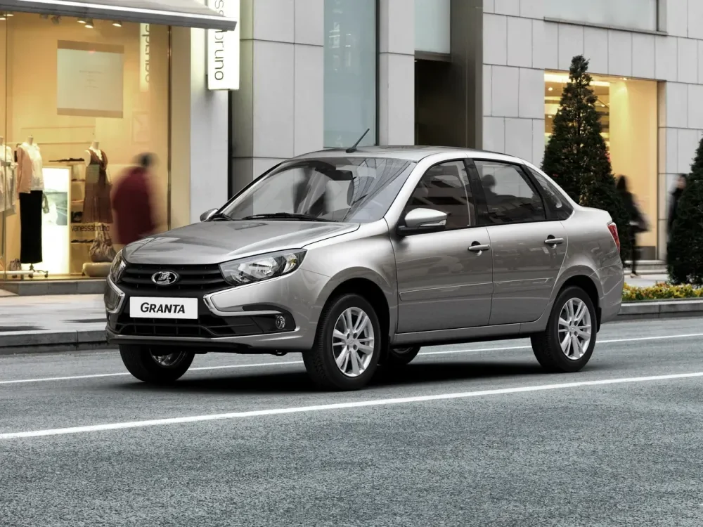 Стала известна причина отзыва 33 тысяч Lada Granta