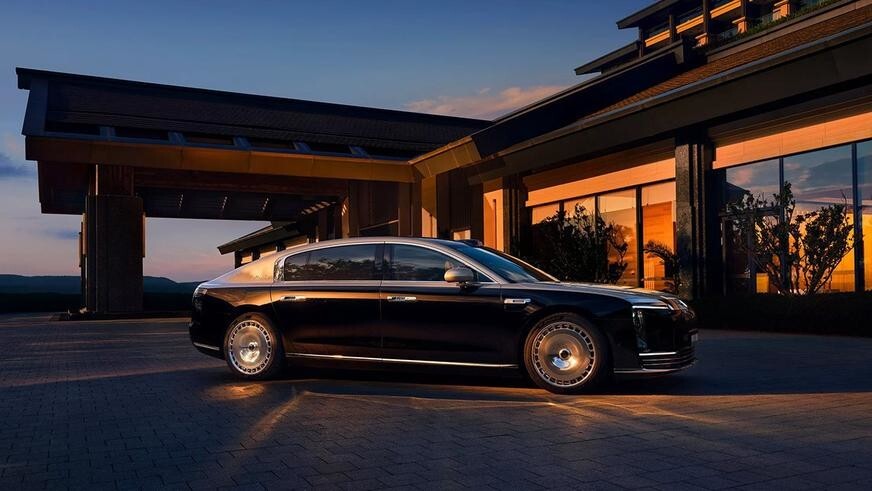 BMW и Porsche проиграли китайский премиум-рынок малоизвестному седану