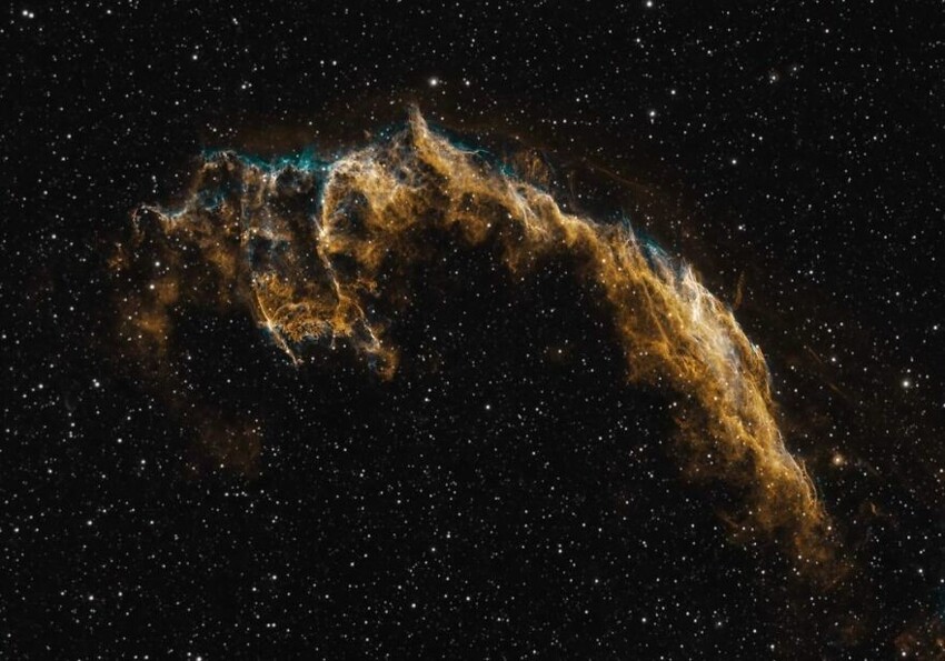 24. NGC 6992 — часть Туманности Вуаль