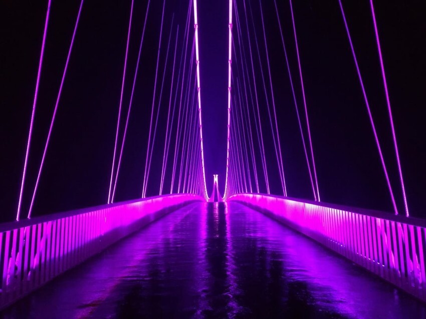 3. Прекрасный ночной мост