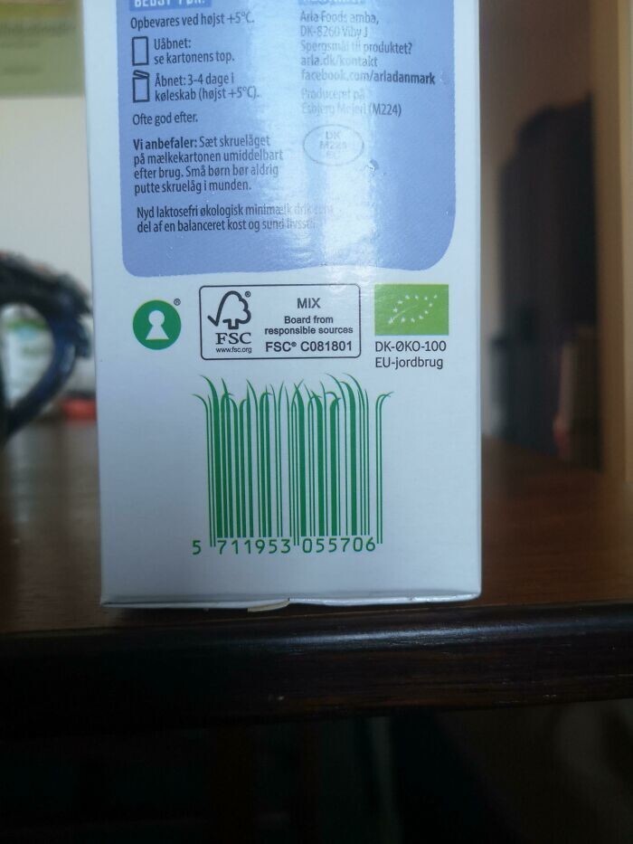 Штрих-код натурального молока в Дании