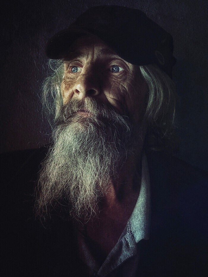 1. Первое место в категории «Портреты и автопортреты»: «Старый приятель», автор Гленн Хоманн (фотограф года)