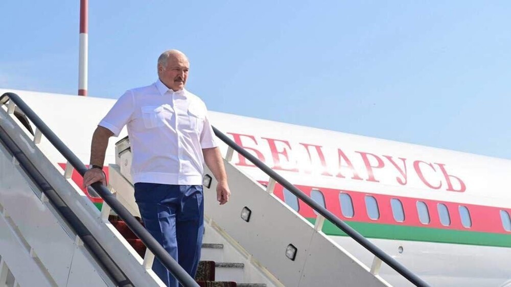 США ввели санкции в отношении самолёта, которым пользуется Лукашенко — Минфин США