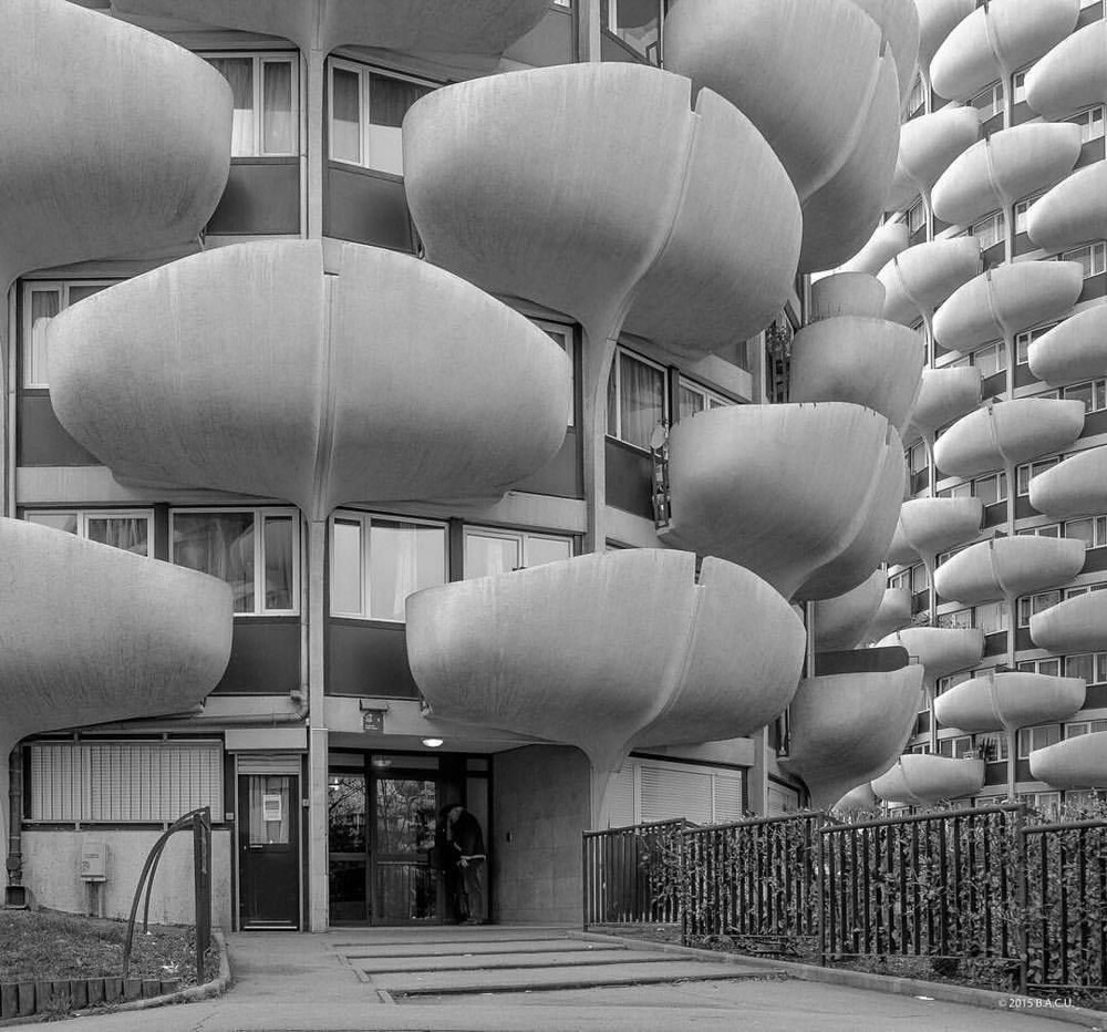 10. Группа зданий Les Choux de Créteil в городе Кретей, Франция. Построены в 1969-74. Архитектор - Жерар Гранваль
