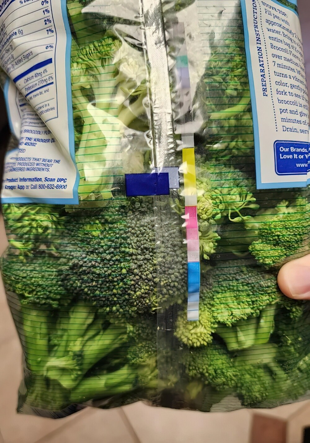 14. «В этой упаковке используется оптическая иллюзия, чтобы овощи выглядели более зелёными»