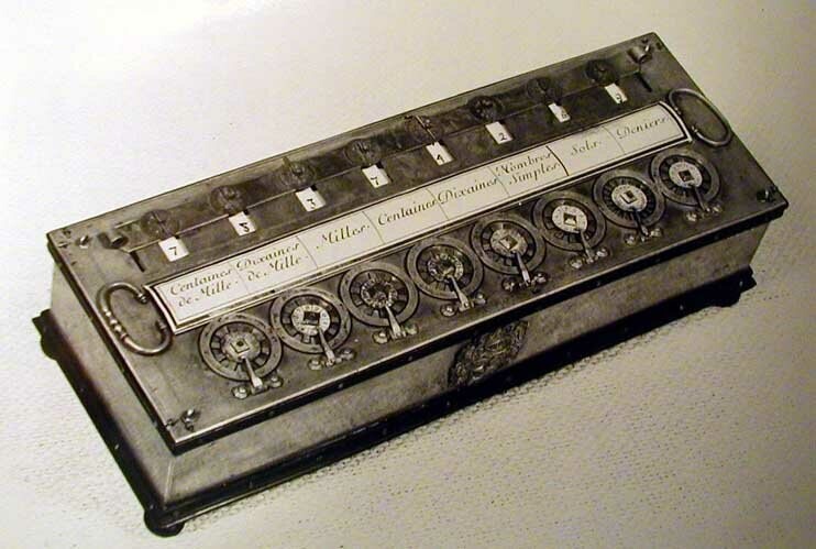 "Паскалина" Блеза Паскаля- первый калькулятор из XVII века