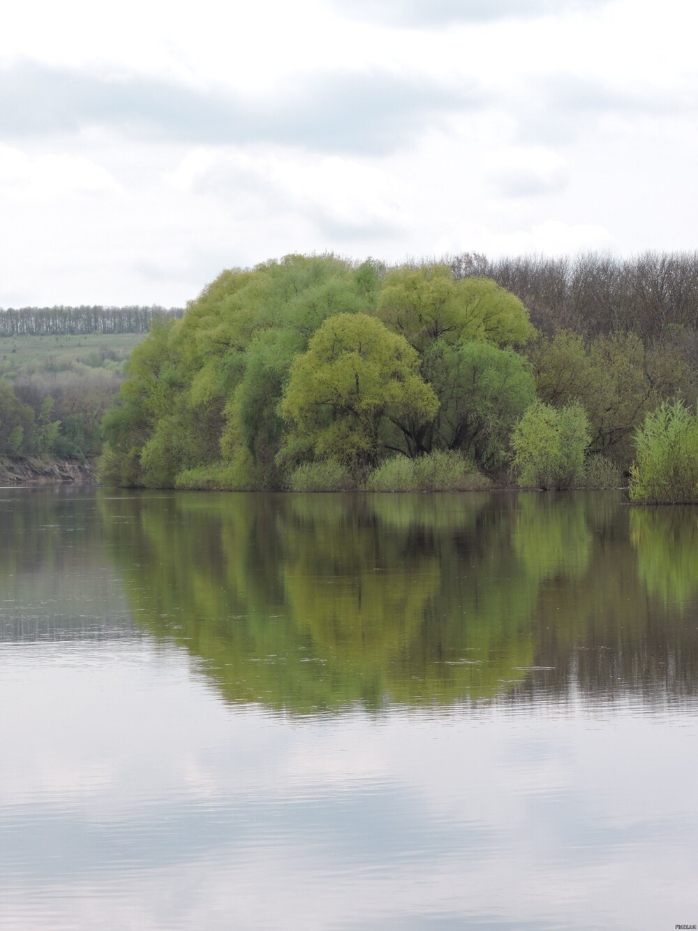 На реке Дон (апрель 2022 года)