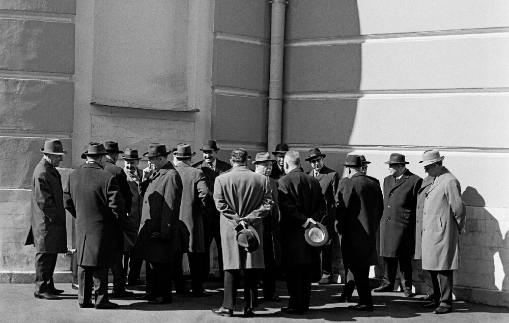 За Кремлевской стеной перед парадом. 1965 год. Абрамочкин Юрий Васильевич
