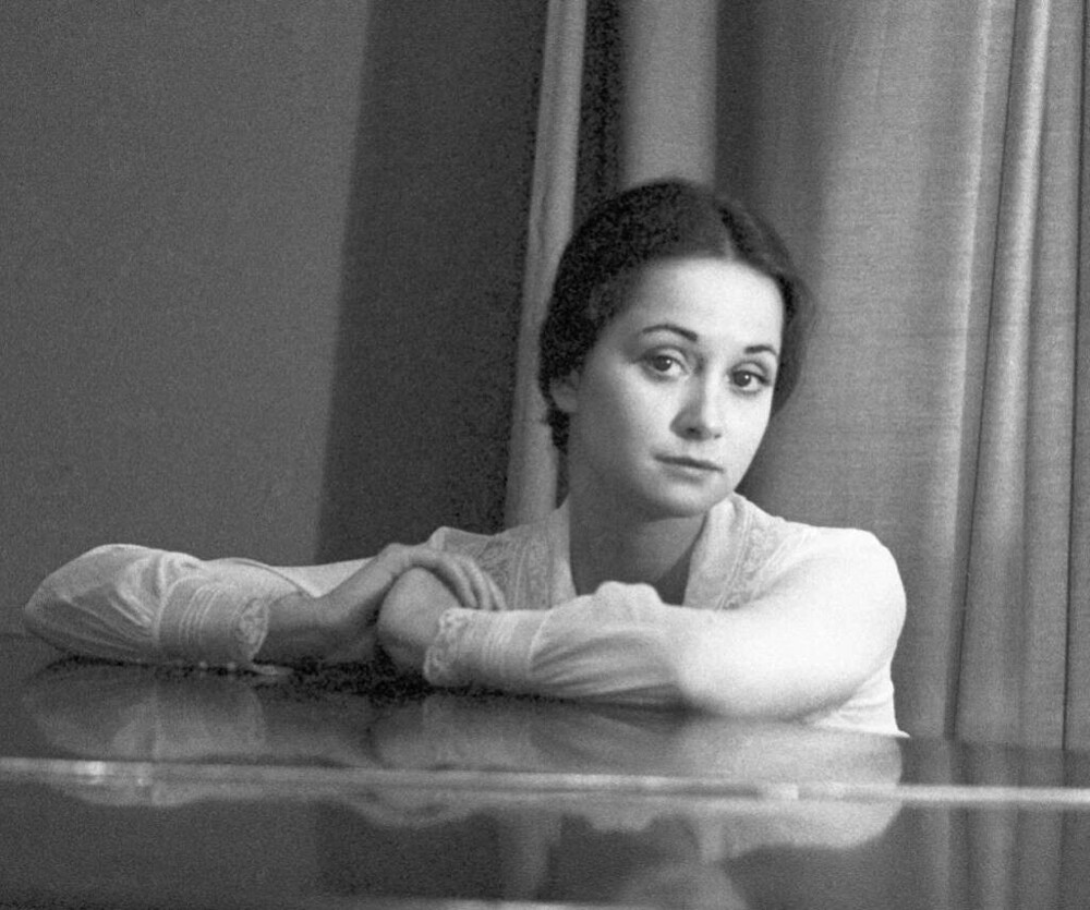 Ольга Кабо, 1990 год