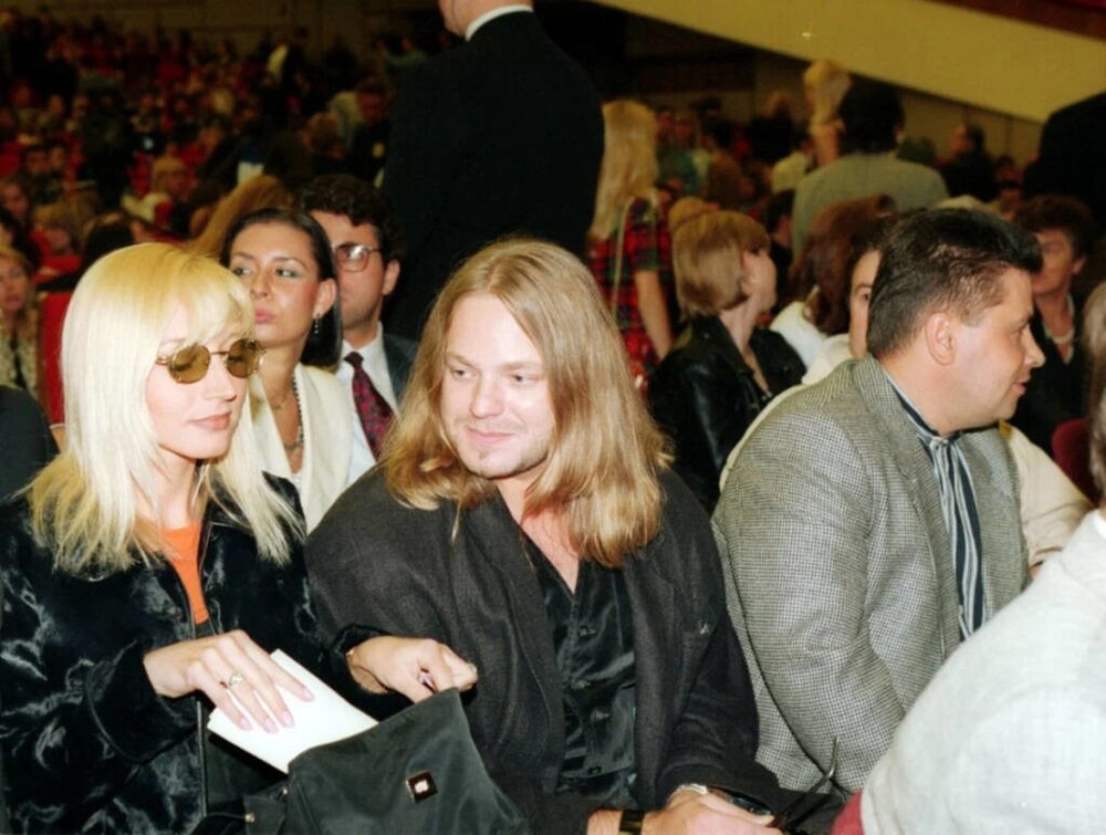 Орбакайте, Владимир Пресняков и Николай Расторгуев на концерте британского певца Дэвида Боуи в Москве, 1996 год