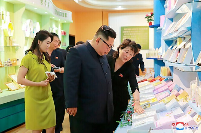 Красота против режима: как женщины Северной Кореи стараются украсить свою жизнь вопреки закону