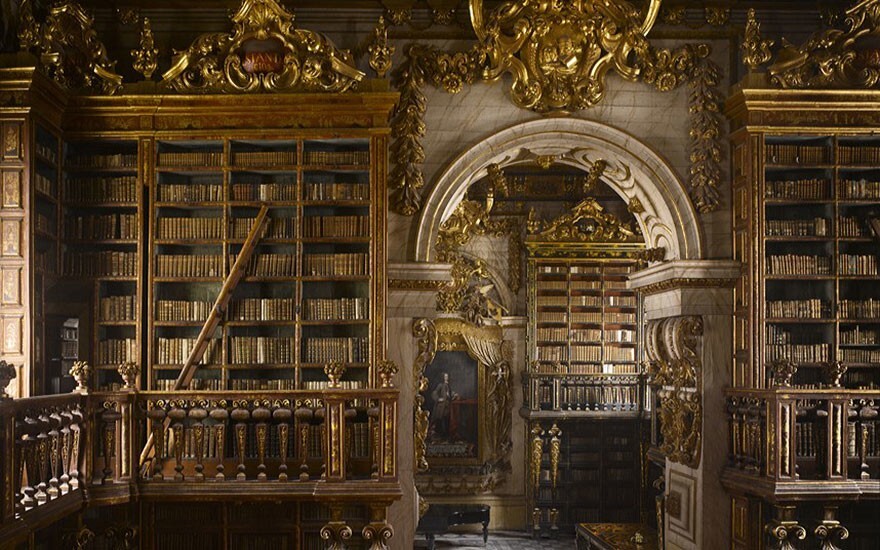 Библиотека Жуанина в Коимбре, Португалия