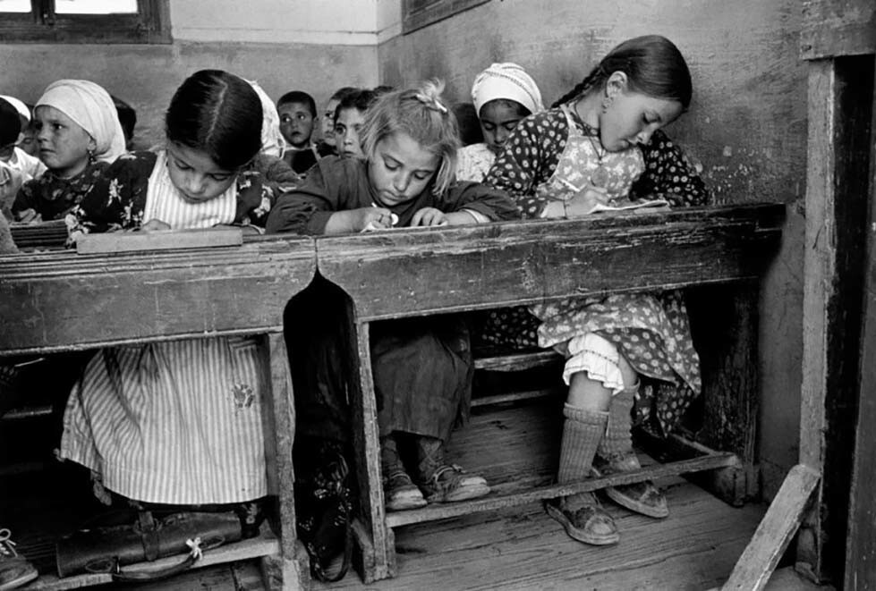 Сельская школа. Греция, 1964 год. Фотограф Константин Манос