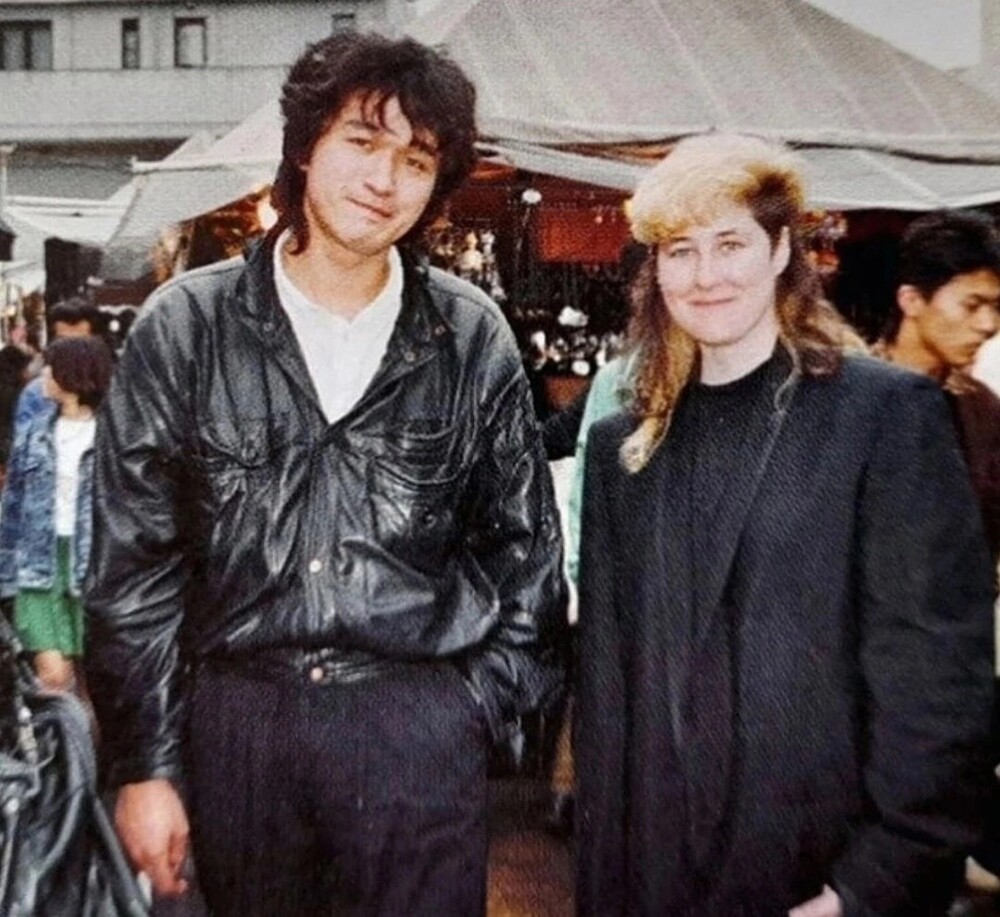 Виктор Цой и Джоанна Стингрей. Япония, апрель 1990.