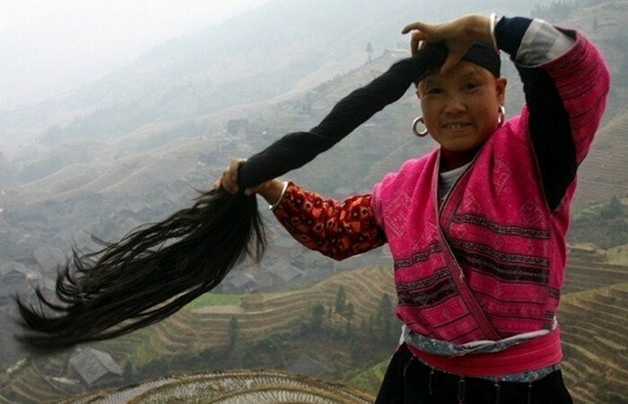Хуанлу — китайская деревня, где женщины стригут волосы лишь раз в жизни