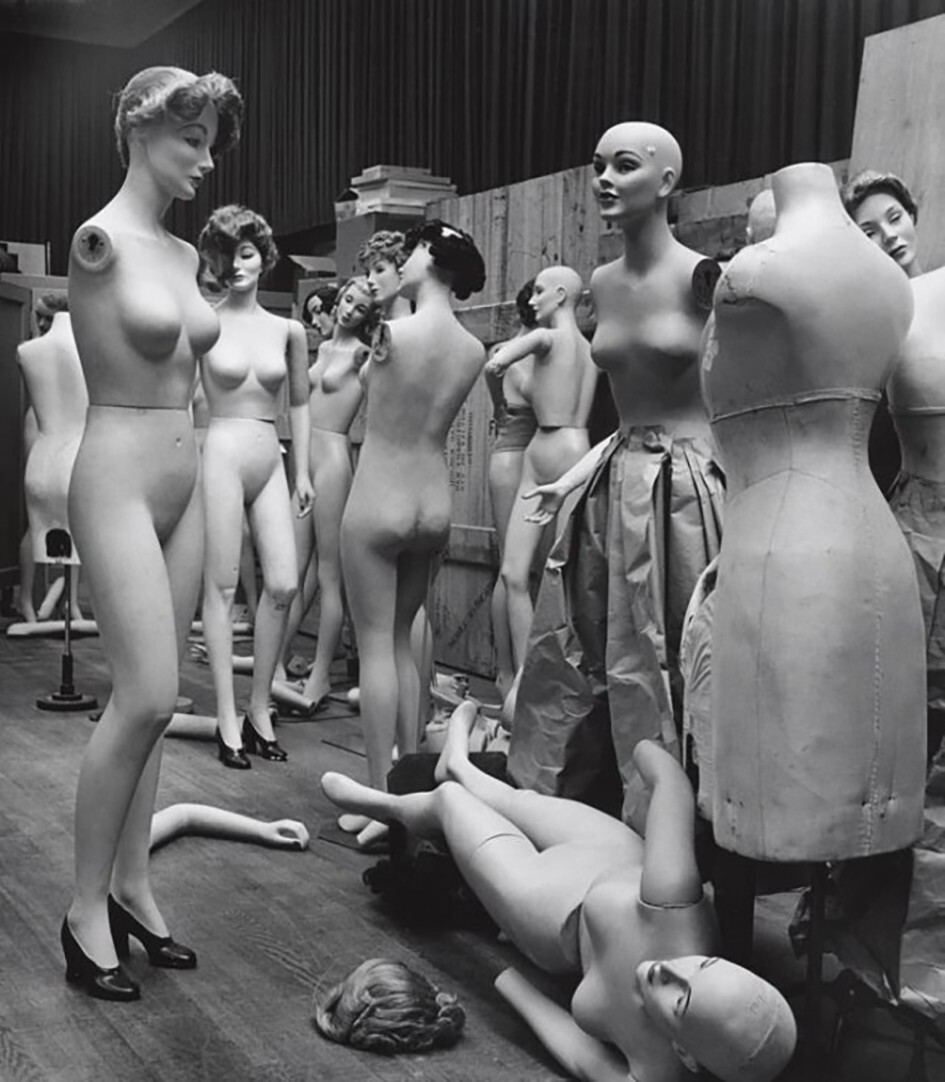 Совещание манекенов. США, 1955 год. Фотограф Джон Гутманн