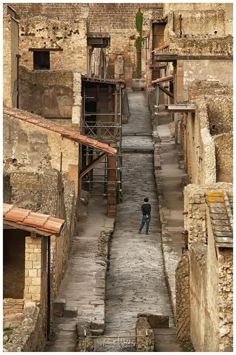 44. Руины Геркуланума. Похожи на Помпеи, но лучше сохранились