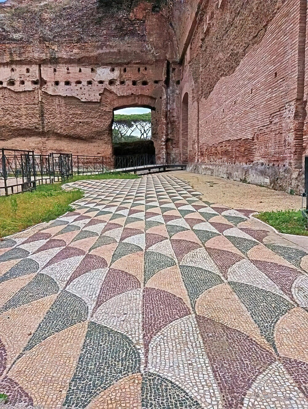 33. Мозаичный пол из бань Каракаллы (Терме ди Каракалла) в Риме, Италия
