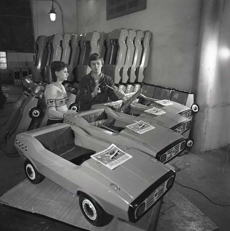 Детские педальные автомобили, производившиеся цехом товаров народного потребления Челябинского кузнечно-прессового завода, 1983 год