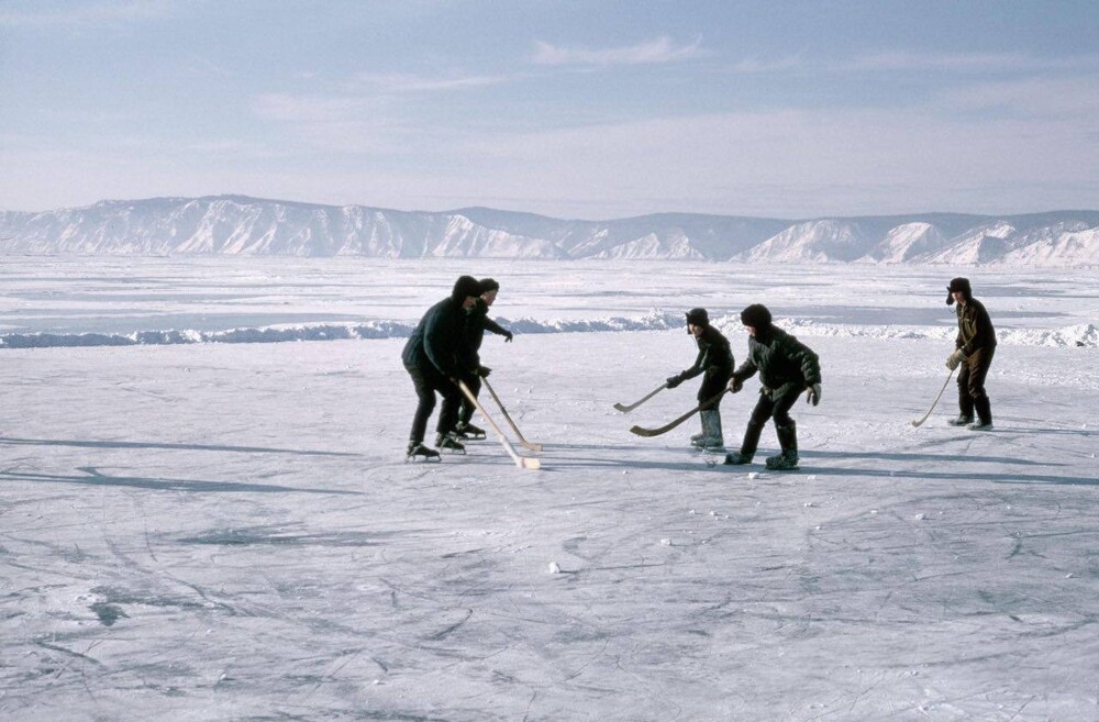 Хоккей на озере Байкал, 1966 год