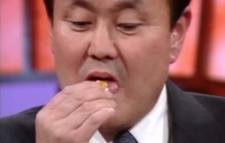 23. В 1998 году кореец Ким Сын До съел пять часов за 1 час 34 минуты. Помимо рекорда, он признался, что каждый день ест до 600 граммов металла