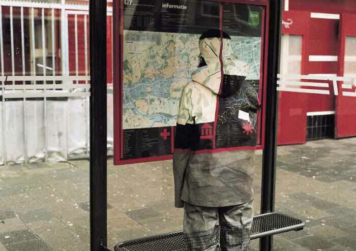 6. Снимок с камеры наблюдения. Роттердам, 2002