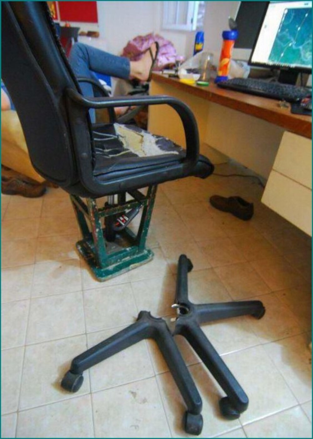 офисный стул из автомобильного кресла