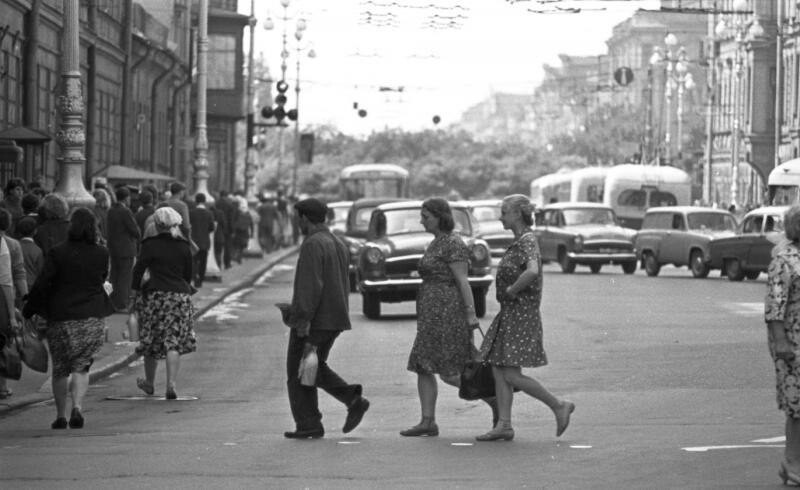 Интересные фотографии времен СССР от Юганск за 30 апреля 2023