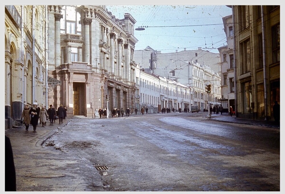 5. Улица Кузнецкий мост, 1972 год