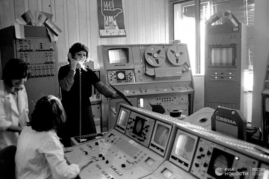 В одной из аппаратных телецентра Останкино, 1976 год, Москва