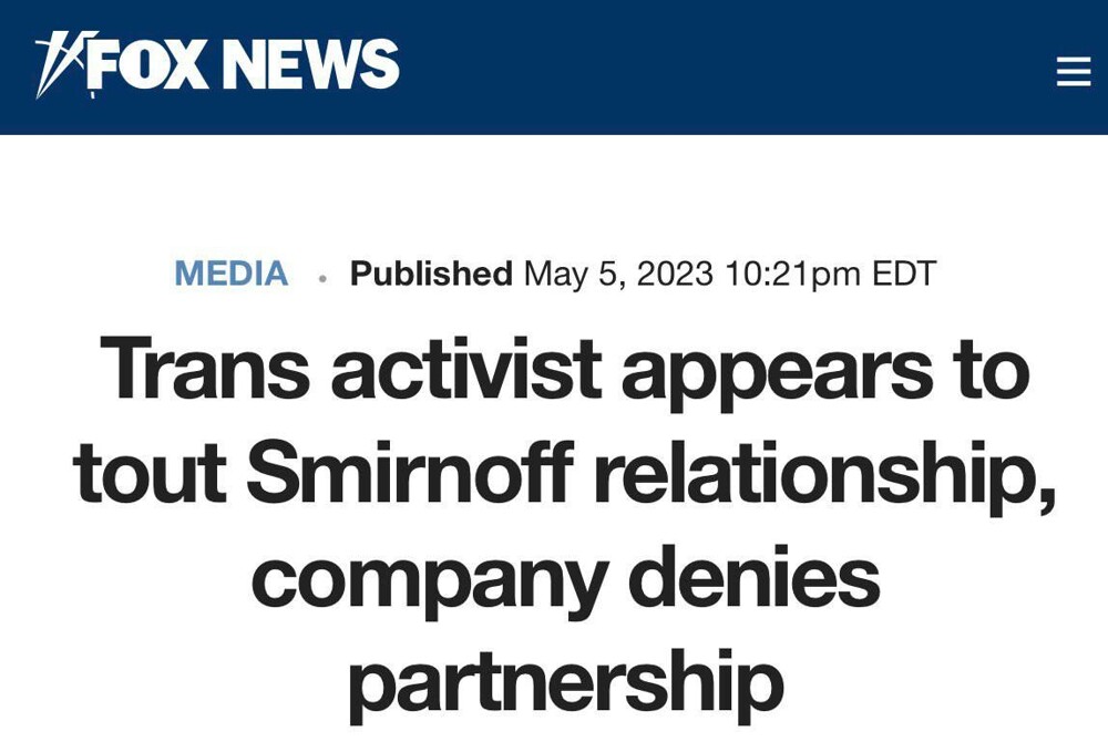 Трансвестит решил стать лицом компании Smirnoff против их воли
