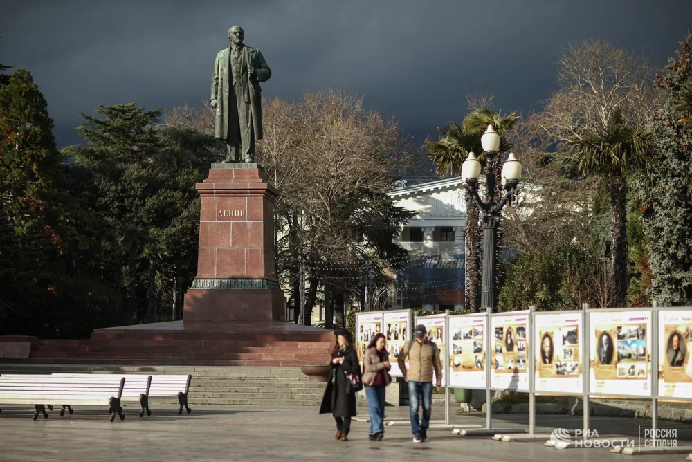 Крым инициирует вопрос отмены решения о передаче полуострова УССР