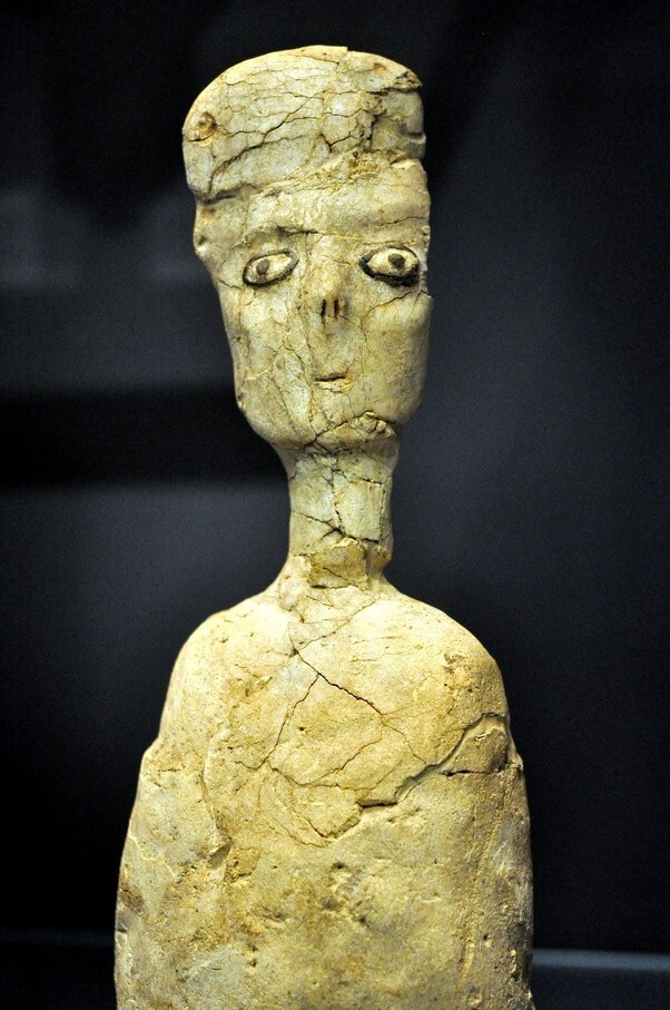 Загадка одних из самых древних статуй в истории человечества — изваяний из Айн-Газаля