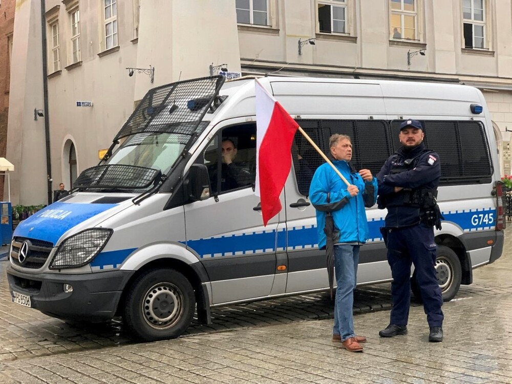 Польские националисты прогнали укронацистов из центра Кракова