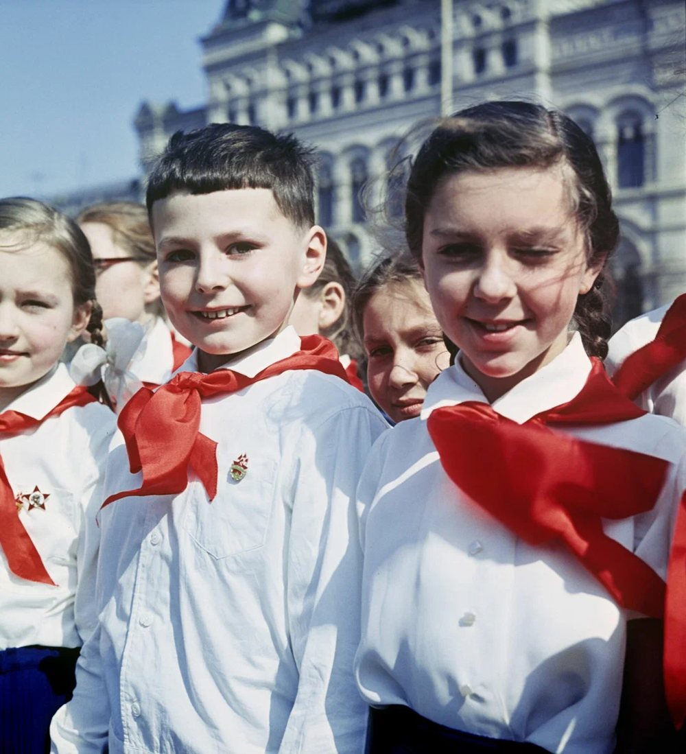 Прием в пионеры на Красной площади, 1965 год