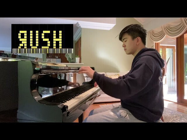 "Rush E" - популярная мелодия в разных играх на скорость нажатий, жестов и проч 