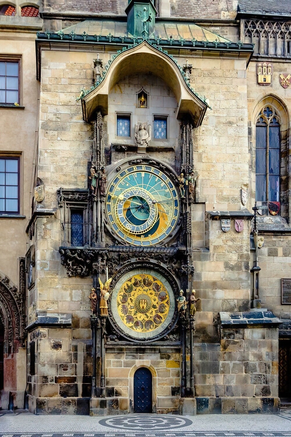 3. 600-летние часы в Праге — самые старые астрологические часы в мире, которые до сих пор работают
