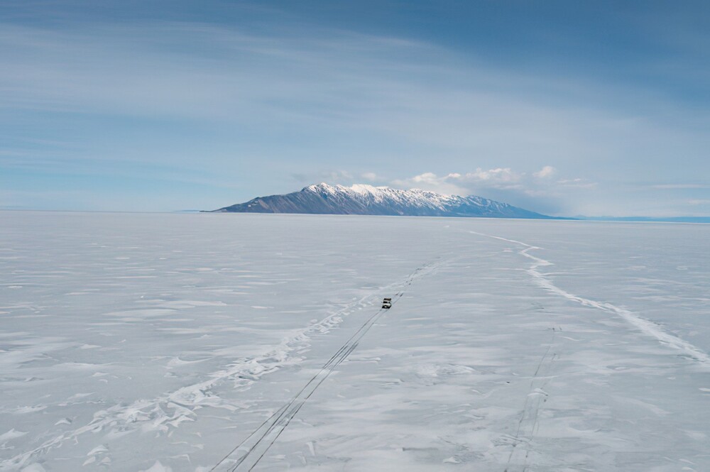 Езда по льду в поисках тюленей
