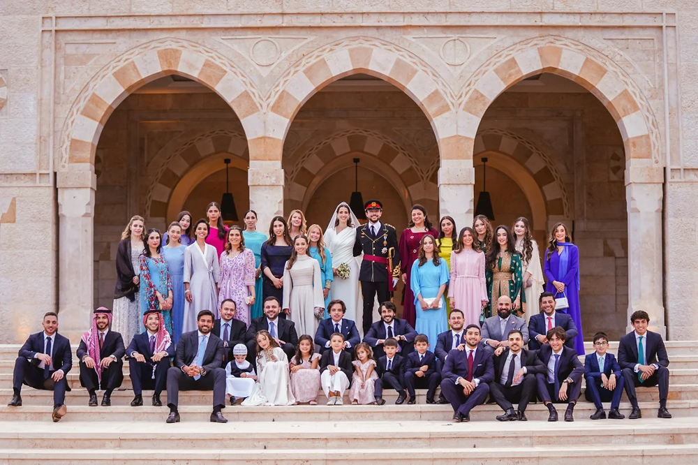 По мнению политологов, этот брак — решающий шаг для принца Хусейна на пути к престолонаследию, открывающий также хорошие перспективы для укрепления иордано-саудовских отношений