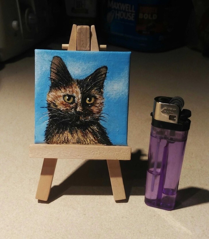 14. Мне нравится рисовать миниатюрных кошек
