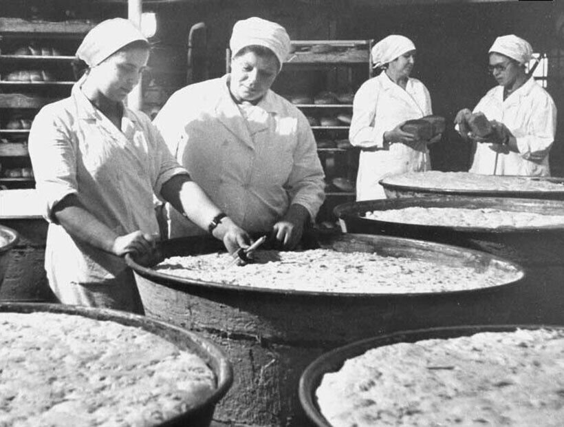 Что случилось в нашей стране с хлебом? * Многие граждане говорят, что вкусный был только советский, а сейчас есть невозможно