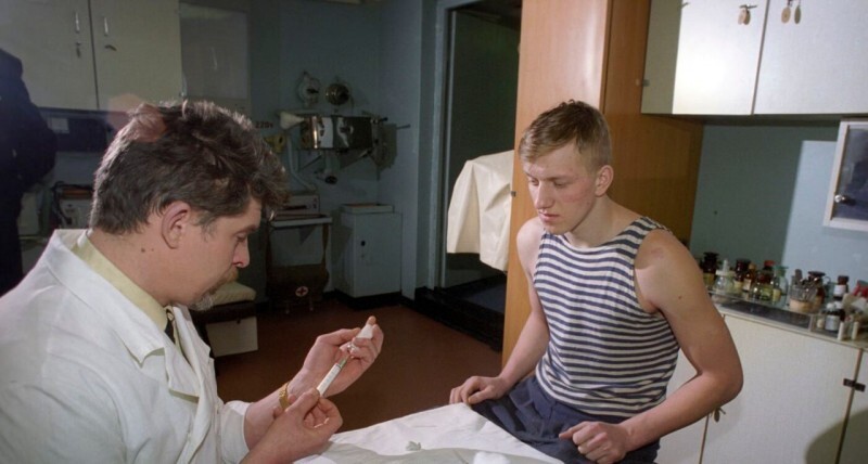 Вакцинирование на корабле “Адмирал Харламов”, 1996 год
