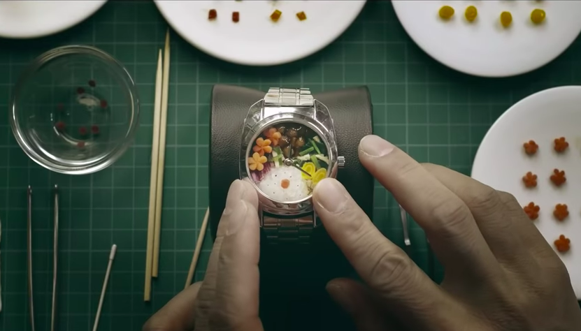Это нам нужно: японцы придумали часы с которыми можно перекусить в любом месте