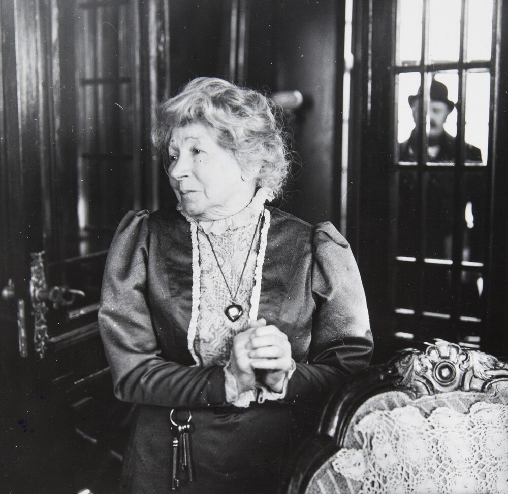 Рина Зелёная. Фотография к сериалу о Холмсе и Ватсоне. 1982 год.