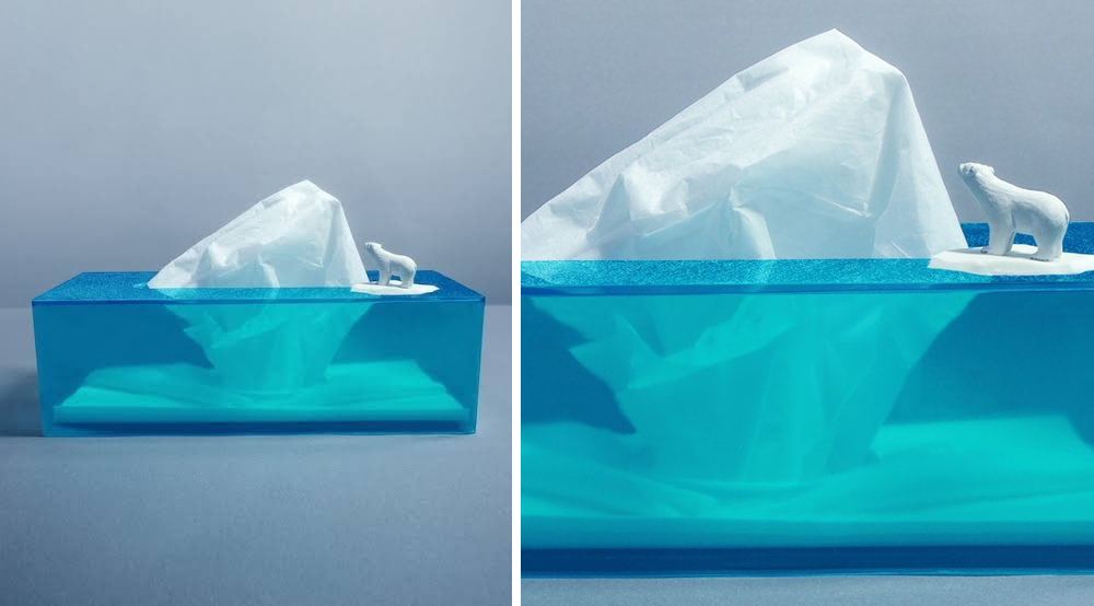 9. Пачка салфеток в виде плавающего айсберга от японского художника Мичуру