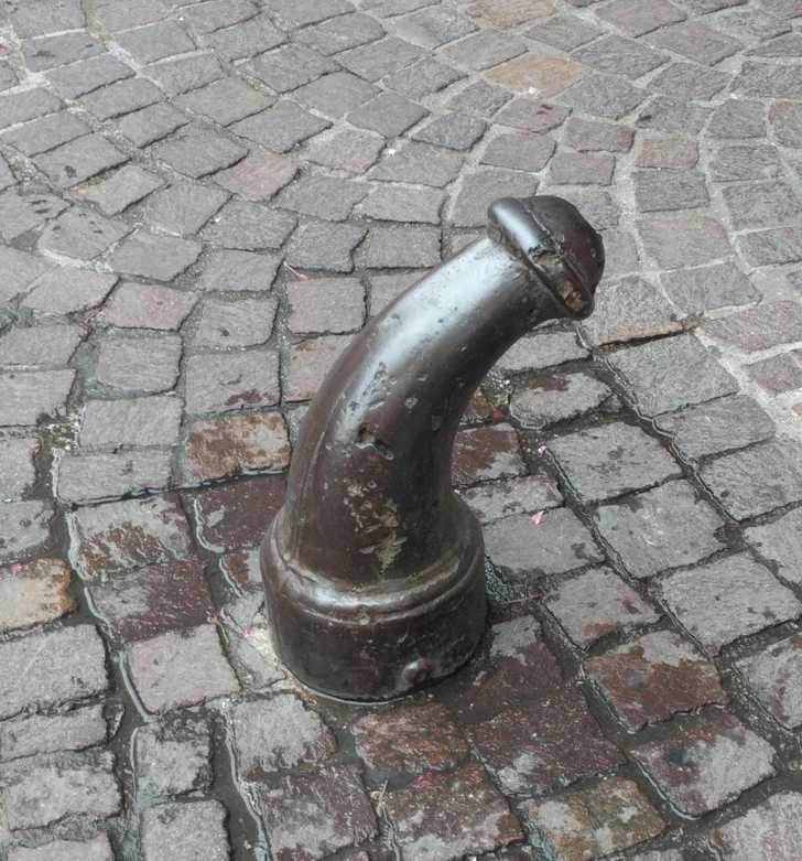 6. Я видел этот объект в Австрии. Что это такое?