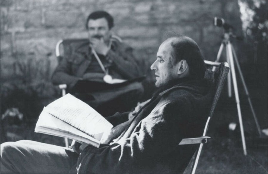 Анатолий Солоницын на съёмках фильма "Сталкер", фото личного архива Алексея Солоницына