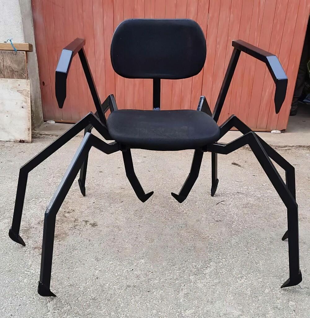 10. Кресло-паук