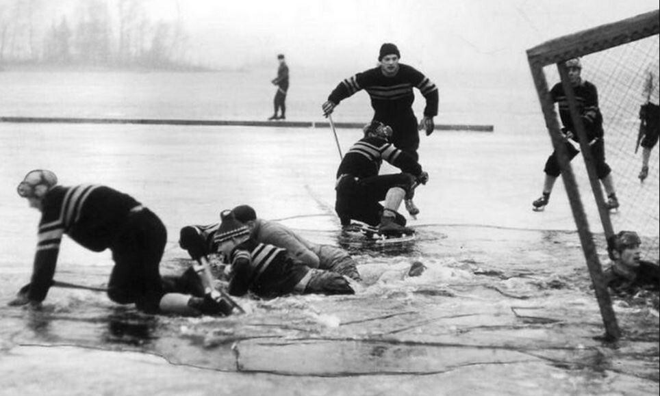 11. Прерванный хоккейный матч на пруду в Швеции, 1959 г