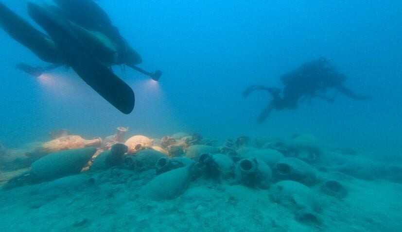 Водолазы нашли кораблекрушение III века до нашей эры